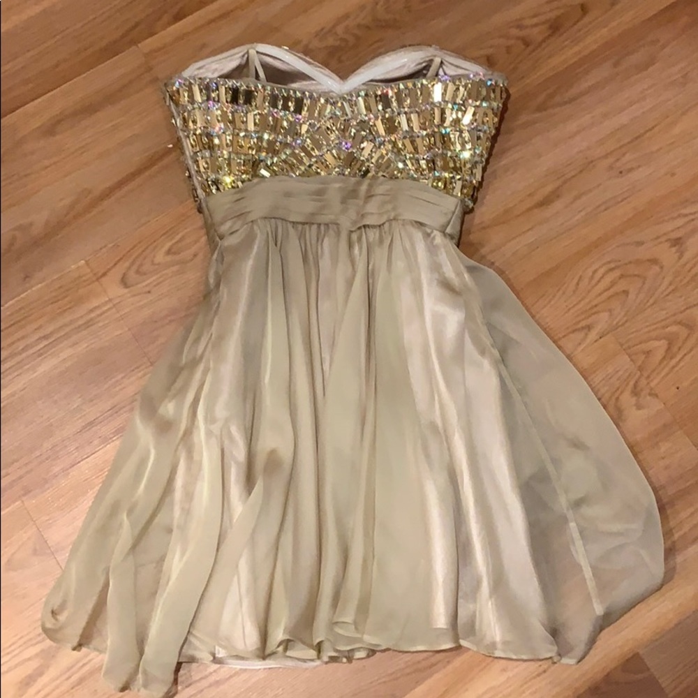 PROM IS COMING - Picture 4 of 4